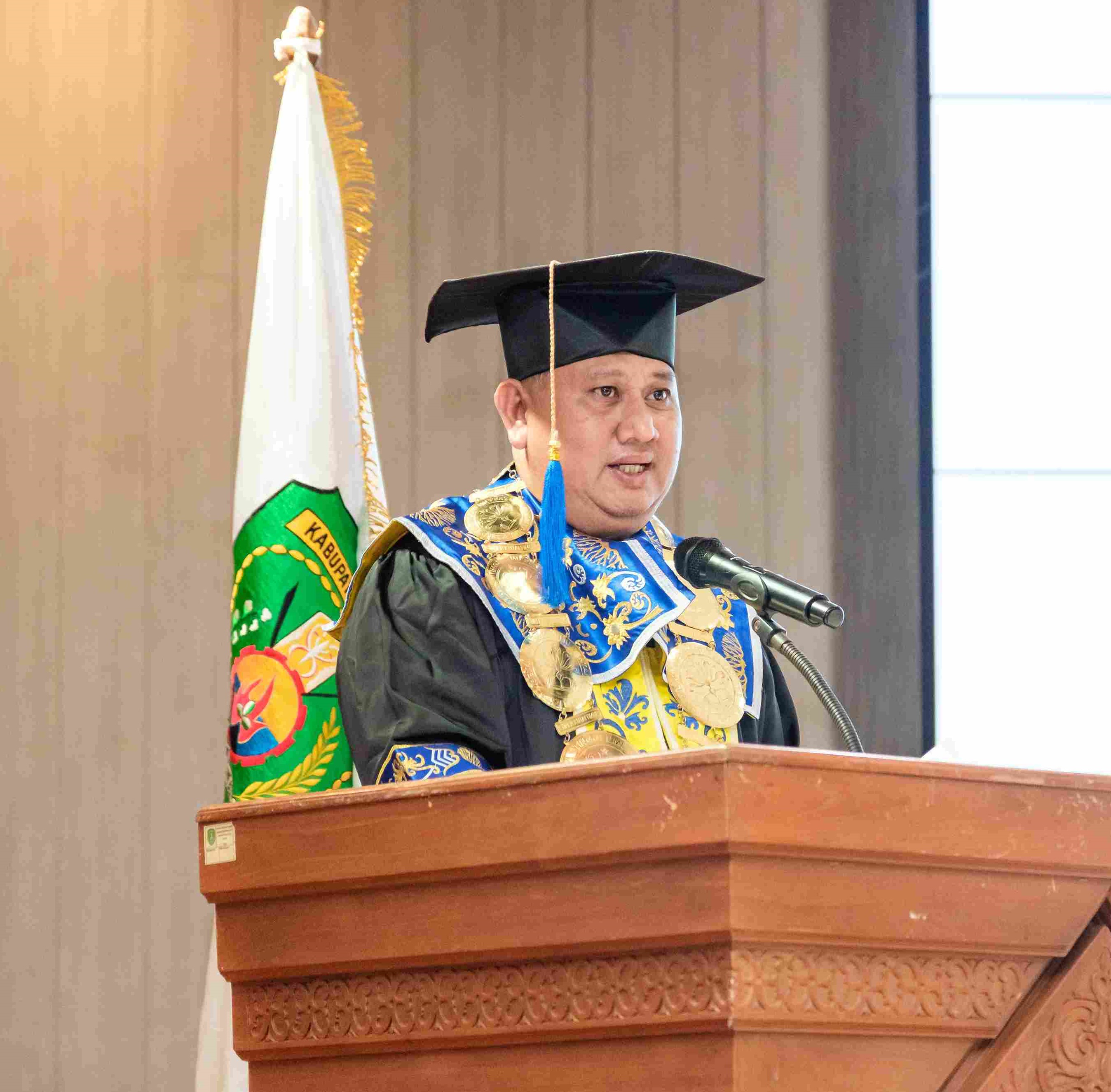 Foto Ketua STIPER Kutim